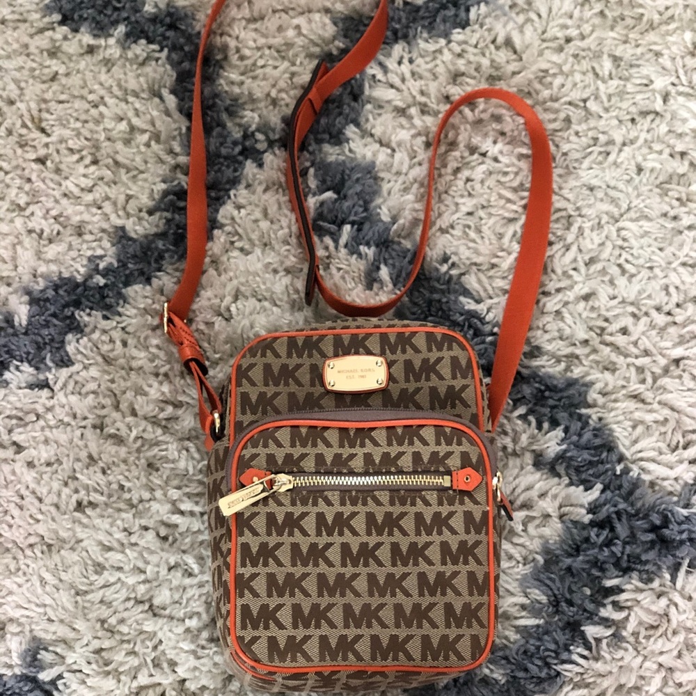 Michael Kors crossbody purse